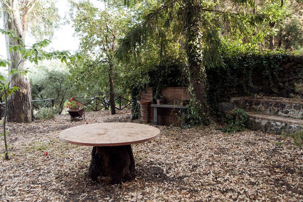 Casa Vacanze Etna Piedimonte Etneo Luaran gambar